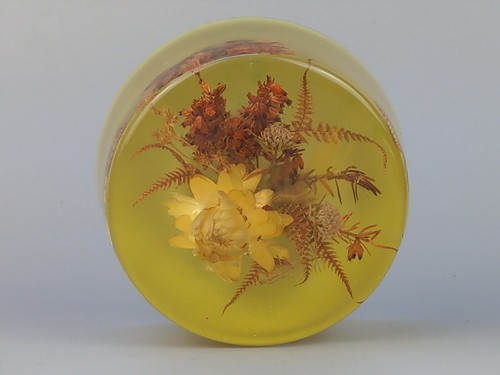 Vintage lucite floral a - lucite, s.e.a